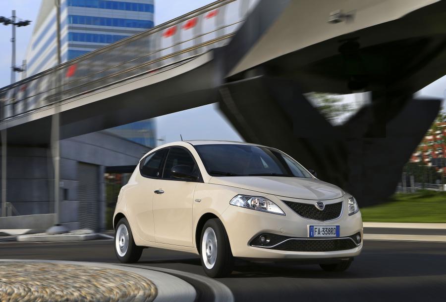  Lancia Ypsilon (846) 2015 года  (фото 14 из 31)